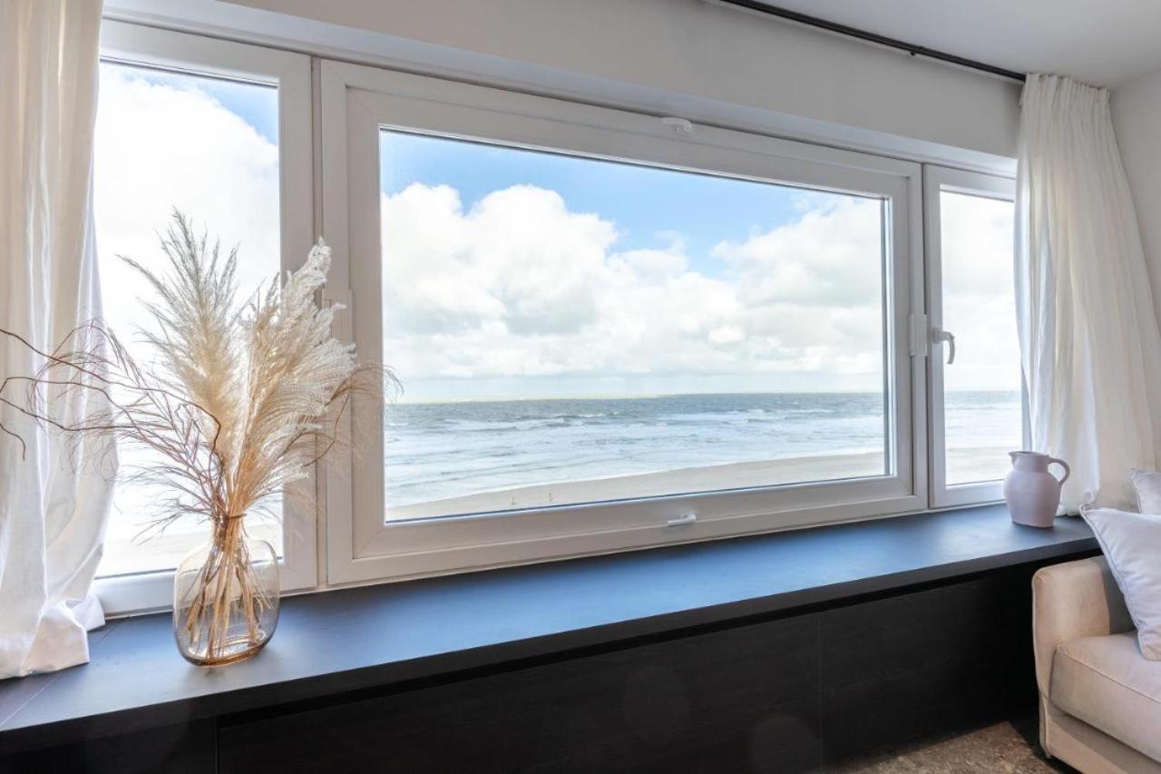 Апартаменты Wonderful Architect Designed Flat With Sea View Остенде Экстерьер фото