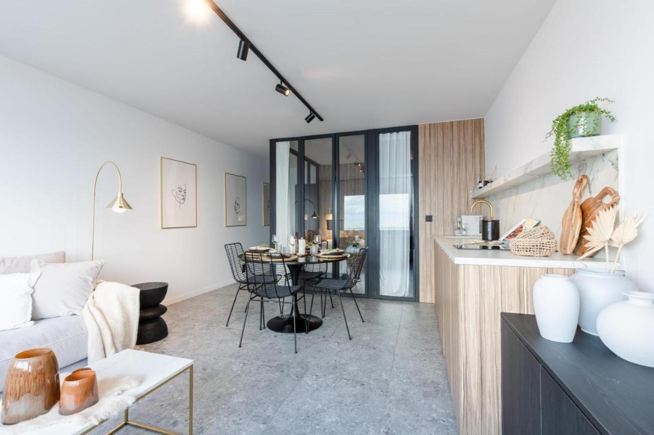 Апартаменты Wonderful Architect Designed Flat With Sea View Остенде Экстерьер фото